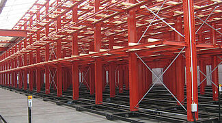 Mobile cantilever racking system